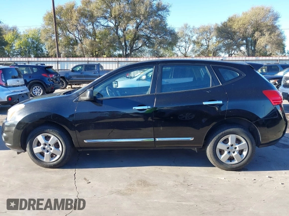 2011 Nissan Rogue SV z VIN JN8AS5MT8BW563091, wystawiony jako IAAI lot #40864086 z przebiegiem 93 669 mil mil oraz . Historia ofert i sprzedaży dostępna na DreamBid. Obrazek 14.