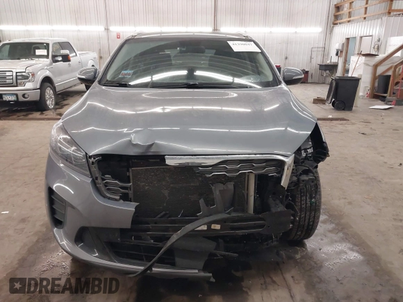 2020 Kia Sorento LX with VIN 5XYPG4A31LG627301, listed as a IAAI auction lot 41390047 with 68,312 mi miles and . Bid and sale history available at DreamBid. Image 13.