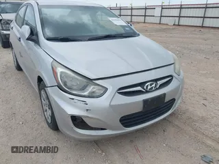 2012 Hyundai Accent GLS z VIN KMHCT4AE8CU095891, wystawiony jako IAAI lot #42256404 z przebiegiem 171 514 mil mil oraz . Historia ofert i sprzedaży dostępna na DreamBid. Obrazek 6.