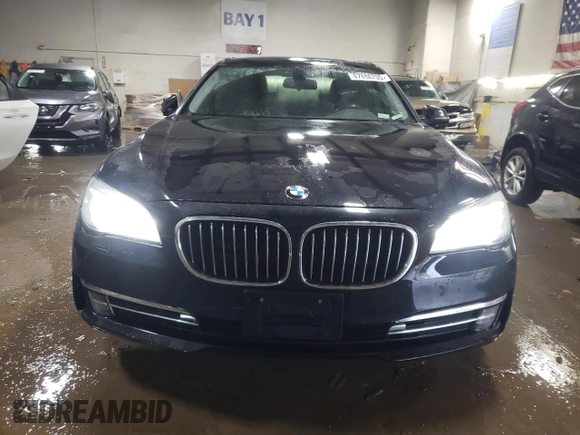 2015 BMW 7 Series 740Li xDrive with VIN WBAYF4C50FGS99499, listed as a Copart auction lot 87686735 with 108,568 mi miles and Salvage Title. Bid and sale history available at carsss.com. Image 5.