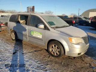 2010 Chrysler Town & Country Touring with VIN 2A4RR5DX8AR207111, listed as a Copart auction lot 41771685 with 196,743 mi miles and Salvage Title. Bid and sale history available at carsss.com. Image 4.