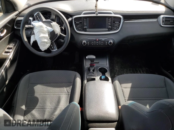 2020 Kia Sorento LX with VIN 5XYPG4A34LG649292, listed as a Copart auction lot 49782565 with 102,570 mi miles and Salvage Title. Bid and sale history available at DreamBid. Image 8.