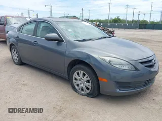 2010 Mazda 6 i Sport z VIN 1YVHZ8BHXA5M53700, wystawiony jako IAAI lot #42782453 z przebiegiem 178 504 mil mil oraz . Historia ofert i sprzedaży dostępna na DreamBid. Obrazek 1.