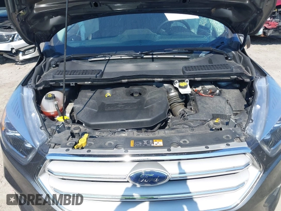 2019 Ford Escape Titanium с VIN 1FMCU9J94KUC24611, выставлен на аукционе IAAI как лот 42595286 с пробегом 77 280 миль миль и . История ставок и продаж доступна на DreamBid. Изображение 10.