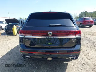2024 Volkswagen Atlas SEL Premium R-Line z VIN 1V2FR2CAXRC524508, wystawiony jako IAAI lot #41922839 z przebiegiem 53 393 mil mil oraz . Historia ofert i sprzedaży dostępna na DreamBid. Obrazek 16.
