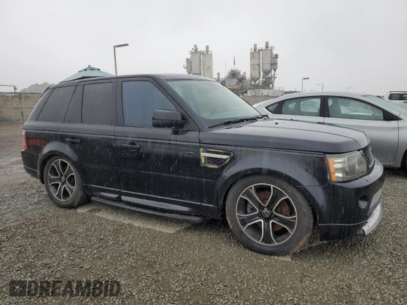 2013 Land Rover Range Rover Sport HSE z VIN SALSF2D42DA767700, wystawiony jako Copart lot #44458985 z przebiegiem 101 042 mil mil oraz Szkody całkowita. Historia ofert i sprzedaży dostępna na DreamBid. Obrazek 4.