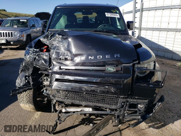 2023 Land Rover Defender X z VIN SALEXEEU2P2132064, wystawiony jako Copart lot #67390924 z przebiegiem 14 946 mil mil oraz Szkoda całkowita • Salvage title. Historia ofert i sprzedaży dostępna na DreamBid. Obrazek 5.
