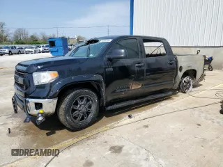 2015 Toyota Tundra SR5 z VIN 5TFEY5F10FX179944, wystawiony jako Copart lot #52885545 z przebiegiem Nie podano mil oraz Nie do naprawy • Non repairable. Historia ofert i sprzedaży dostępna na DreamBid. Obrazek 1.