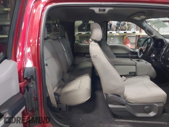 2016 Ford F-150 XLT with VIN 1FTFX1EG4GFA10698, listed as a IAAI auction lot 42592650 with 43,382 mi miles and . Bid and sale history available at DreamBid. Image 8.