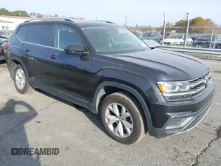 2018 Volkswagen Atlas Launch Edition с VIN 1V2HR2CA8JC500429, выставлен на аукционе IAAI как лот 40957780 с пробегом 69 353 миль миль и . История ставок и продаж доступна на DreamBid. Изображение 1.