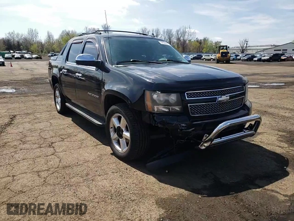2011 Chevrolet Avalanche LT with VIN 3GNTKFE31BG162335, listed as a Copart auction lot 54006025 with Not provided miles and Salvage title. Bid and sale history available at DreamBid. Image 13.
