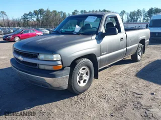 2000 Chevrolet Silverado 1500 with VIN 1GCEC14VXYE123537, listed as a IAAI auction lot 41709768 with 292,146 mi miles. Bid and sale history available at carsss.com. Image 2.