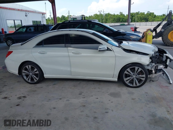 2016 Mercedes-Benz CLA 250 z VIN WDDSJ4EB4GN330900, wystawiony jako IAAI lot #42342783 z przebiegiem 76 342 mil mil oraz . Historia ofert i sprzedaży dostępna na DreamBid. Obrazek 13.