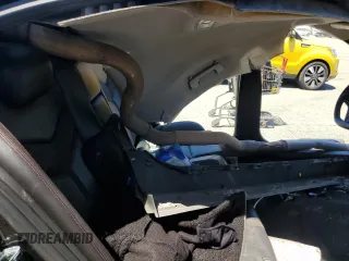 2015 Chevrolet SS z VIN 6G3F15RW5FL103226, wystawiony jako Copart lot #57453835 z przebiegiem Nie podano mil oraz Szkoda całkowita • Salvage title. Historia ofert i sprzedaży dostępna na DreamBid. Obrazek 10.