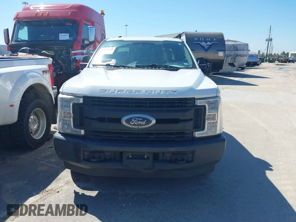 2018 Ford F-250 XL with VIN 1FT7X2A62JEC26554, listed as a IAAI auction lot 41603638 with 131,469 mi miles and . Bid and sale history available at DreamBid. Image 12.
