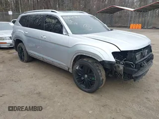 2019 Volkswagen Atlas SEL Premium z VIN 1V2NR2CA5KC507911, wystawiony jako IAAI lot #41806967 z przebiegiem 70 618 mil mil oraz . Historia ofert i sprzedaży dostępna na DreamBid. Obrazek 1.