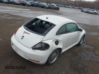 2012 Volkswagen Beetle 2.5L PZEV with VIN 3VWHP7AT9CM622739, listed as a IAAI auction lot 41674272 with 127,932 mi miles. Bid and sale history available at carsss.com. Image 6.