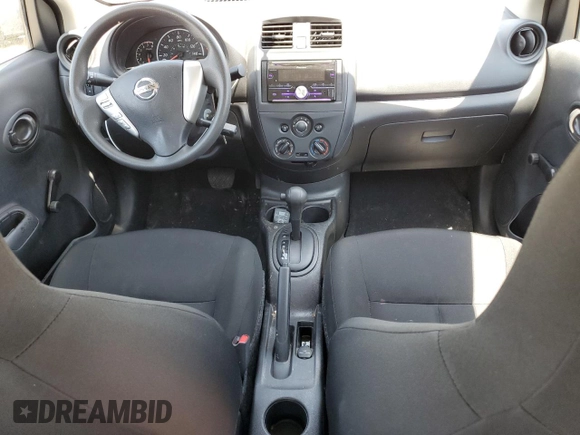 2016 Nissan Versa SV z VIN 3N1CN7AP6GL843199, wystawiony jako Copart lot #58585285 z przebiegiem 51 845 mil mil oraz Czysty tytuł • Clean title. Historia ofert i sprzedaży dostępna na DreamBid. Obrazek 8.