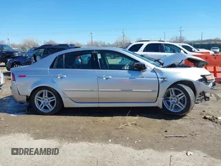 2008 Acura TL with VIN 19UUA66218A025877, listed as a IAAI auction lot 41654889 with 116,751 mi miles. Bid and sale history available at carsss.com. Image 13.