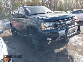 2013 Chevrolet Avalanche LT with VIN 3GNTKFE76DG195370, listed as a IAAI auction lot 42033278 with 159,167 mi miles and . Bid and sale history available at DreamBid. Image 1.