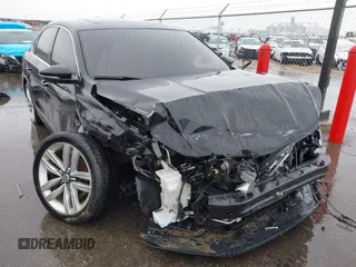 2017 Volkswagen Passat SE z VIN 1VWGT7A32HC017669, wystawiony jako IAAI lot #41938824 z przebiegiem 122 323 mil mil oraz . Historia ofert i sprzedaży dostępna na DreamBid. Obrazek 6.