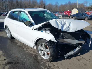 2019 Audi Q5 Premium Plus with VIN WA1BNAFY4K2116140, listed as a IAAI auction lot 41385396 with 1 mi miles. Bid and sale history available at carsss.com. Image 1.