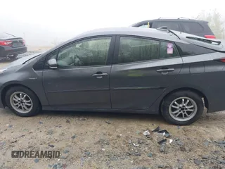 2021 Toyota Prius LE z VIN JTDL9MFU5M3023704, wystawiony jako IAAI lot #42190887 z przebiegiem 45 711 mil mil oraz . Historia ofert i sprzedaży dostępna na DreamBid. Obrazek 15.