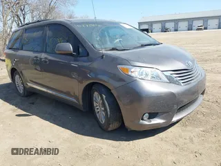 2012 Toyota Sienna XLE AAS with VIN 5TDYK3DC9CS227319, listed as a IAAI auction lot 41773806 with 178,803 mi miles and . Bid and sale history available at carsss.com. Image 1.