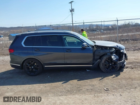 2020 BMW X7 xDrive40i with VIN 5UXCW2C03L9A01096, listed as a IAAI auction lot 41774774 with 55,596 mi miles. Bid and sale history available at carsss.com. Image 13.