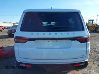 2024 Jeep Wagoneer Series II with VIN 1C4SJRBPXRS184269, listed as a IAAI auction lot 41991547 with 24,465 mi miles and . Bid and sale history available at DreamBid. Image 16.