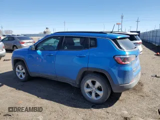 2017 Jeep Compass Latitude with VIN 3C4NJDBB7HT660673, listed as a Copart auction lot 48692465 with 120,397 mi miles and Salvage Title. Bid and sale history available at carsss.com. Image 2.