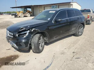 2020 Mercedes-Benz GLC 300 z VIN WDC0G8DB4LF736330, wystawiony jako Copart lot #51104555 z przebiegiem 108 240 mil mil oraz Szkoda całkowita • Salvage title. Historia ofert i sprzedaży dostępna na DreamBid. Obrazek 1.