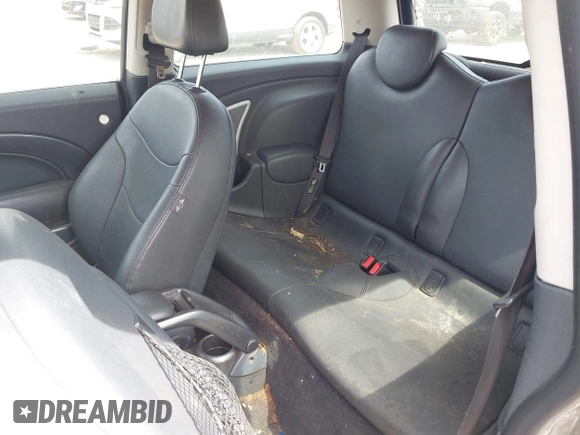 2006 MINI Hardtop S with VIN WMWRE33576TL20826, listed as a IAAI auction lot 42130614 with 160,938 mi miles and . Bid and sale history available at DreamBid. Image 8.