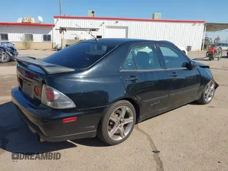 2001 Lexus IS 300/350 with VIN JTHBD182310028075, listed as a IAAI auction lot 41460311 with 232,847 mi miles and . Bid and sale history available at carsss.com. Image 4.