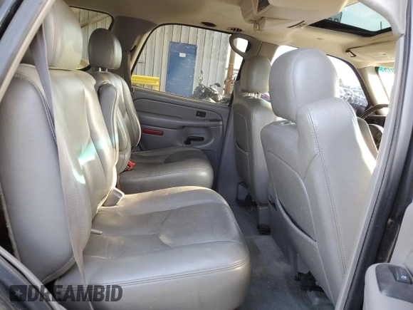 2004 Chevrolet Tahoe Z71 z VIN 1GNEK13Z34R296737, wystawiony jako Copart lot #55362805 z przebiegiem 195 612 mil mil oraz Szkoda całkowita • Salvage title. Historia ofert i sprzedaży dostępna na DreamBid. Obrazek 11.