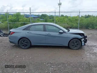 2022 Hyundai Elantra SE с VIN KMHLL4AG2NU308581, выставлен на аукционе IAAI как лот 42641290 с пробегом 29 571 миль миль и . История ставок и продаж доступна на DreamBid. Изображение 14.