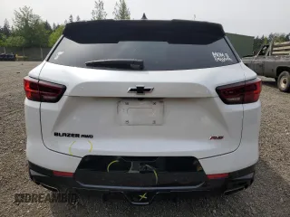 2024 Chevrolet Blazer RS z VIN 3GNKBKRSXRS139522, wystawiony jako Copart lot #56057595 z przebiegiem 29 475 mil mil oraz Szkoda całkowita • Salvage title. Historia ofert i sprzedaży dostępna na DreamBid. Obrazek 6.