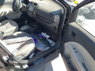 2020 Mitsubishi Mirage ES z VIN ML32F3FJ8LHF05434, wystawiony jako IAAI lot #41467594 z przebiegiem Nie podano mil oraz . Historia ofert i sprzedaży dostępna na DreamBid. Obrazek 5.