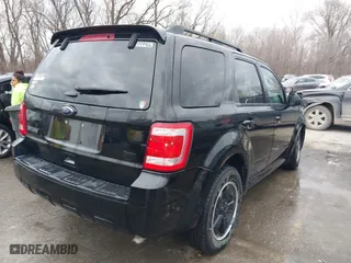 2011 Ford Escape XLT with VIN 1FMCU9DG7BKB03271, listed as a IAAI auction lot 41711731 with 139,135 mi miles. Bid and sale history available at carsss.com. Image 4.