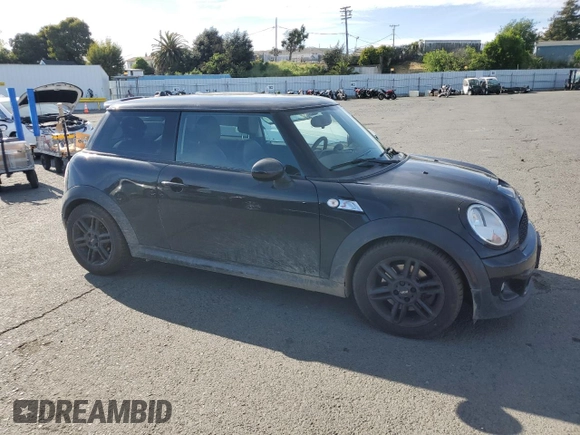 2012 MINI Hardtop S with VIN WMWSV3C54CT386098, listed as a Copart auction lot 52742075 with 119,432 mi miles and Salvage Title. Bid and sale history available at DreamBid. Image 4.