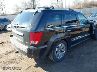2010 Jeep Grand Cherokee Limited with VIN 1J4RR5GT5AC101992, listed as a IAAI auction lot 41538039 with 139,399 mi miles. Bid and sale history available at carsss.com. Image 4.
