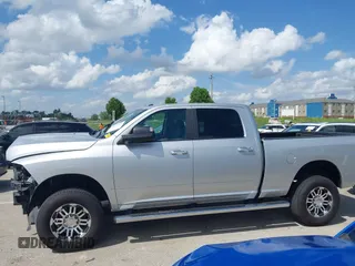 2018 Ram 2500 SLT with VIN 3C6UR5DL2JG300734, listed as a IAAI auction lot 42277603 with 74,923 mi miles and . Bid and sale history available at DreamBid. Image 14.