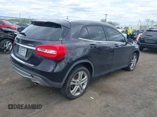 2015 Mercedes-Benz GLA 250 z VIN WDCTG4GB0FJ114889, wystawiony jako IAAI lot #42049338 z przebiegiem 83 676 mil mil oraz . Historia ofert i sprzedaży dostępna na DreamBid. Obrazek 4.