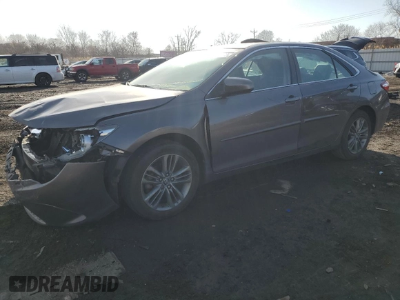 2017 Toyota Camry XLE with VIN 4T1BF1FK3HU659325, listed as a Copart auction lot 48697785 with 62,585 mi miles and Salvage Title. Bid and sale history available at carsss.com. Image 1.
