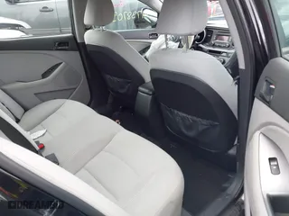 2015 Kia Optima LX with VIN 5XXGM4A75FG465435, listed as a IAAI auction lot 41738703 with 196,915 mi miles. Bid and sale history available at carsss.com. Image 8.