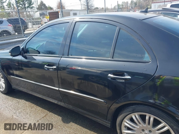 2008 Mercedes-Benz E-Class Luxury 3.5L with VIN WDBUF56XX8B264584, listed as a IAAI auction lot 41777477 with 144,428 mi miles. Bid and sale history available at carsss.com. Image 14.