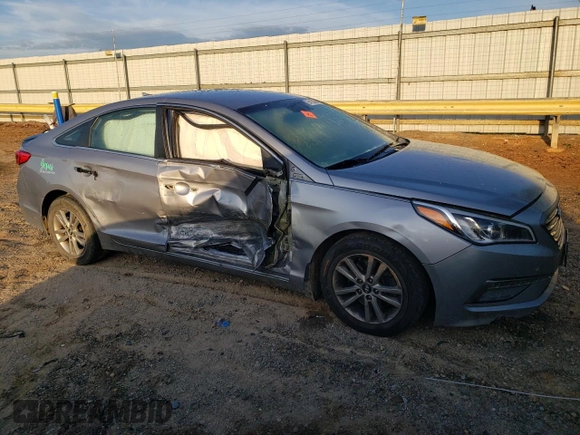 2015 Hyundai Sonata Eco z VIN 5NPE24AA9FH150330, wystawiony jako Copart lot #54132395 z przebiegiem 157 219 mil mil oraz Szkoda całkowita • Salvage title. Historia ofert i sprzedaży dostępna na DreamBid. Obrazek 4.