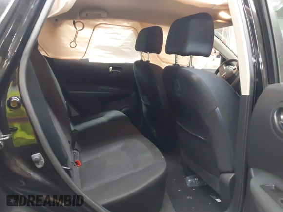 2015 Nissan Rogue S z VIN JN8AS5MV7FW250122, wystawiony jako IAAI lot #41580981 z przebiegiem 99 297 mil mil oraz . Historia ofert i sprzedaży dostępna na DreamBid. Obrazek 8.