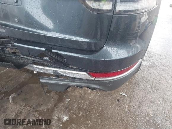 2022 Lincoln Aviator Reserve z VIN 5LM5J7WC2NGL15256, wystawiony jako IAAI lot #41533621 z przebiegiem 35 683 mil mil oraz . Historia ofert i sprzedaży dostępna na DreamBid. Obrazek 6.