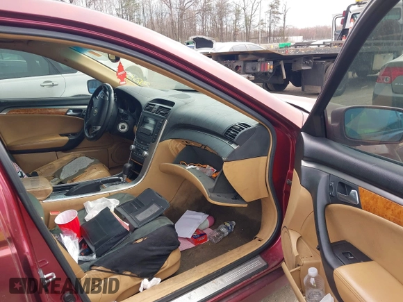 2005 Acura TL with VIN 19UUA66205A021637, listed as a IAAI auction lot 41827412 with 228,904 mi miles. Bid and sale history available at carsss.com. Image 5.
